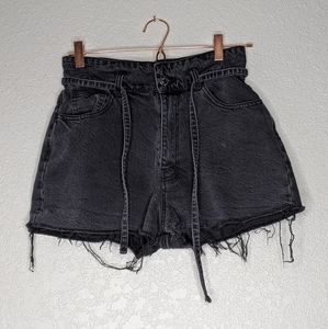 Forever 21 black cut off shorts, raw hem size 29 (q)